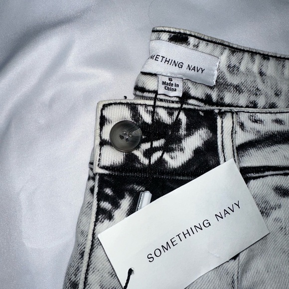 SOMETHING NAVY JEANS - Picture 2 of 13